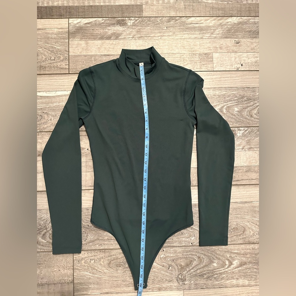 Abercrombie & Fitch Soft Matte Seamless Long-Sleeve Mockneck‎ Bodysuit Green XS - Picture 4 of 10
